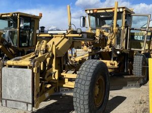 2000 Caterpillar 140H